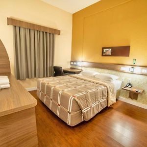 Habitación Doble Adaptada para Discapacitados